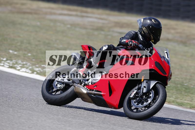 /35 07.08.2026  Discover the Bike ADR/Bike 1 gruen/13